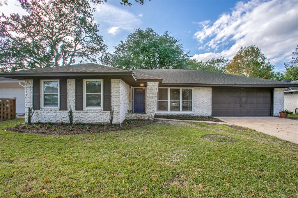 4811 1 Stillbrooke Drive, Houston, Texas 77035, 3 Bedrooms Bedrooms, 7 Rooms Rooms,2 BathroomsBathrooms,Single-family,For Sale,Stillbrooke,19800817