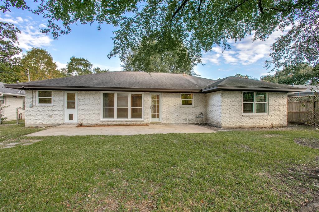 4811 1 Stillbrooke Drive, Houston, Texas 77035, 3 Bedrooms Bedrooms, 7 Rooms Rooms,2 BathroomsBathrooms,Single-family,For Sale,Stillbrooke,19800817