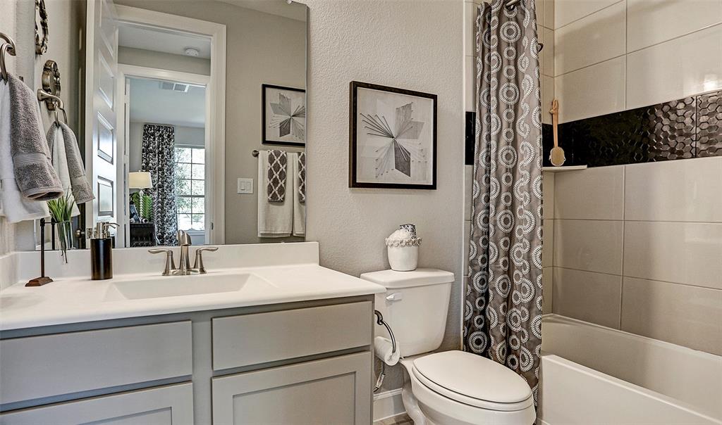 2818 2 Broad Reach Road, Manvel, Texas 77578, 4 Bedrooms Bedrooms, 13 Rooms Rooms,3 BathroomsBathrooms,Single-family,For Sale,Broad Reach,65184947