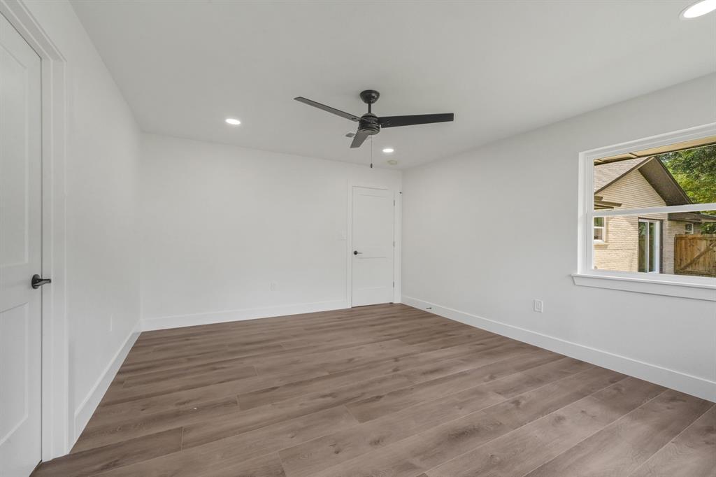 1211 1 Wisterwood Drive, Houston, Texas 77043, 3 Bedrooms Bedrooms, 3 Rooms Rooms,2 BathroomsBathrooms,Single-family,For Sale,Wisterwood,57840932