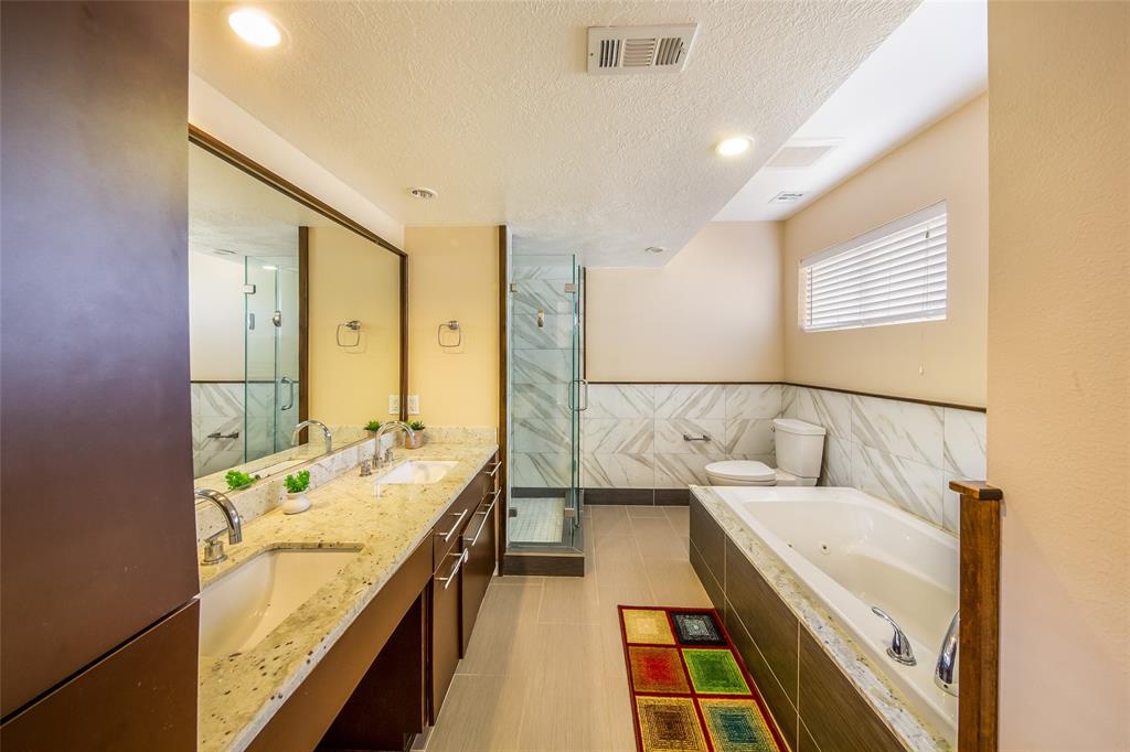 715 2 St Ives Court, Houston, Texas 77079, 4 Bedrooms Bedrooms, 10 Rooms Rooms,2 BathroomsBathrooms,Single-family,For Sale,St Ives,53489393
