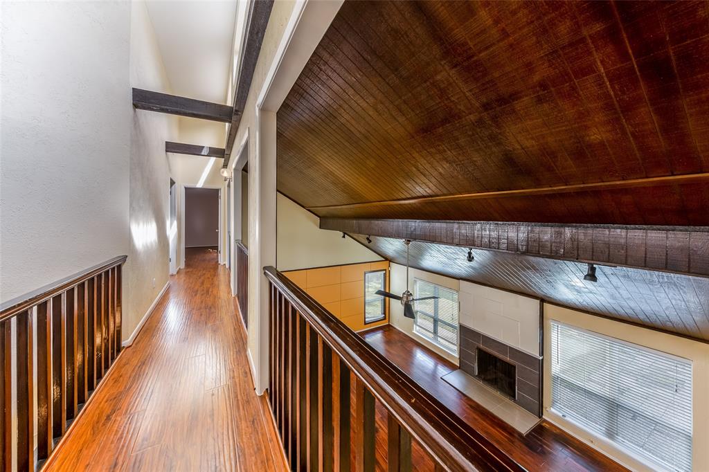 715 2 St Ives Court, Houston, Texas 77079, 4 Bedrooms Bedrooms, 10 Rooms Rooms,2 BathroomsBathrooms,Single-family,For Sale,St Ives,53489393
