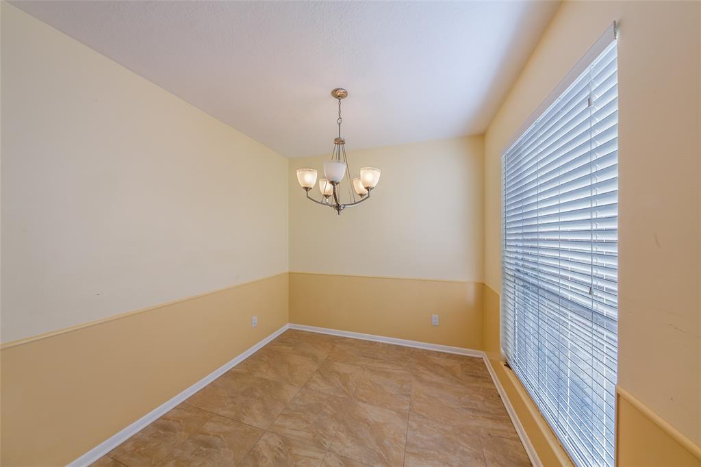 715 2 St Ives Court, Houston, Texas 77079, 4 Bedrooms Bedrooms, 10 Rooms Rooms,2 BathroomsBathrooms,Single-family,For Sale,St Ives,53489393