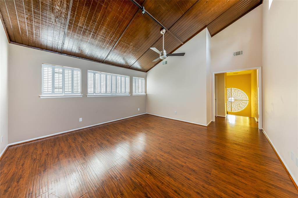 715 2 St Ives Court, Houston, Texas 77079, 4 Bedrooms Bedrooms, 10 Rooms Rooms,2 BathroomsBathrooms,Single-family,For Sale,St Ives,53489393