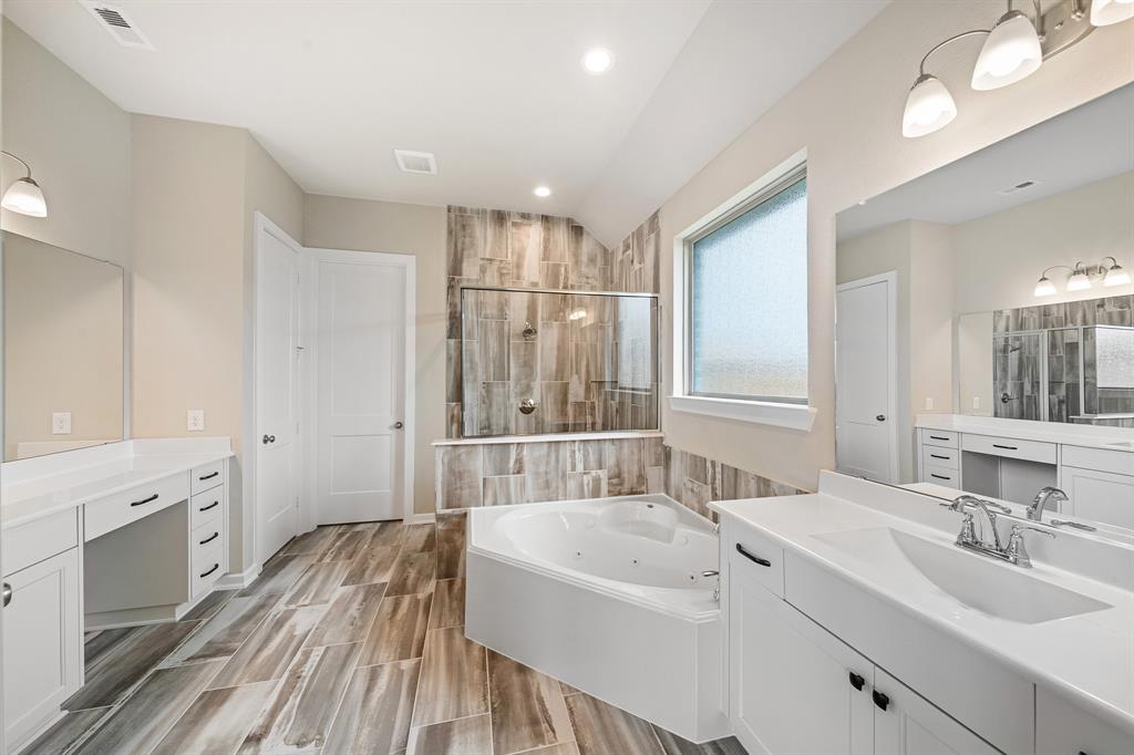 2103 1.5 Wisteria Cove Drive, Brookshire, Texas 77423, 4 Bedrooms Bedrooms, 7 Rooms Rooms,3 BathroomsBathrooms,Single-family,For Sale,Wisteria Cove,78913225