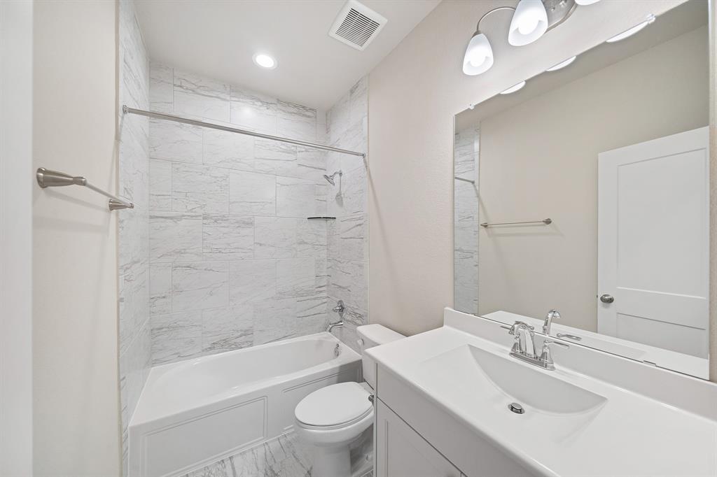2103 1.5 Wisteria Cove Drive, Brookshire, Texas 77423, 4 Bedrooms Bedrooms, 7 Rooms Rooms,3 BathroomsBathrooms,Single-family,For Sale,Wisteria Cove,78913225