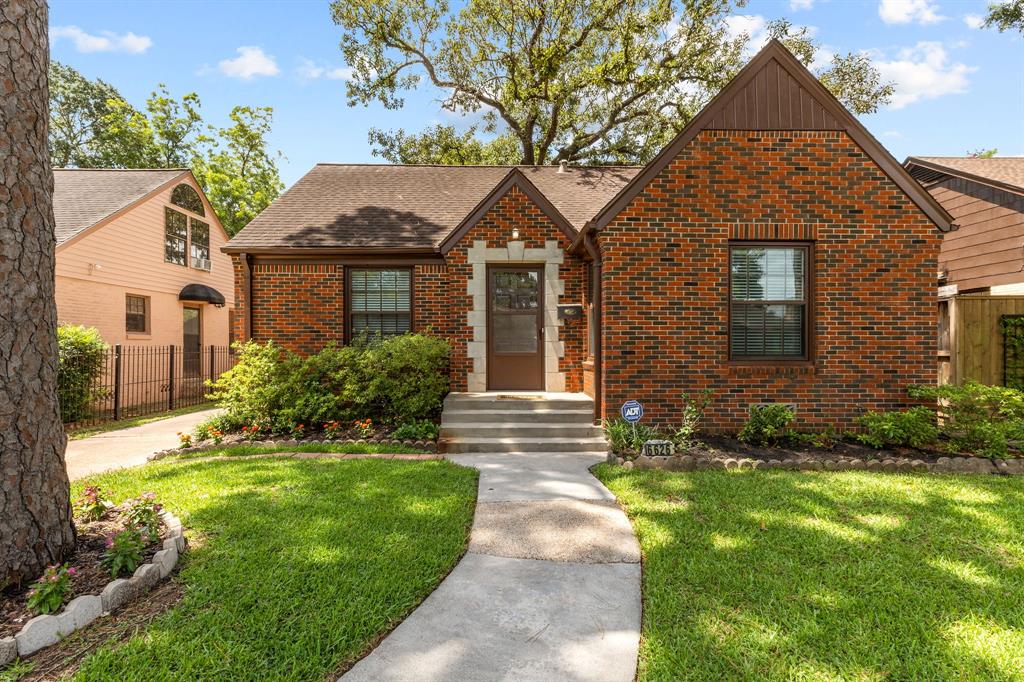 6626 1 Rockbridge Lane, Houston, Texas 77023, 3 Bedrooms Bedrooms, 5 Rooms Rooms,2 BathroomsBathrooms,Single-family,For Sale,Rockbridge,32620101