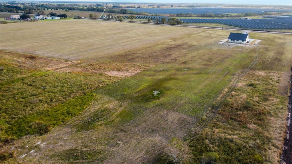 17237 2 Hughes Road, Guy, Texas 77444, 6 Bedrooms Bedrooms, 9 Rooms Rooms,3 BathroomsBathrooms,Country Homes/acreage,For Sale,Hughes,73053003