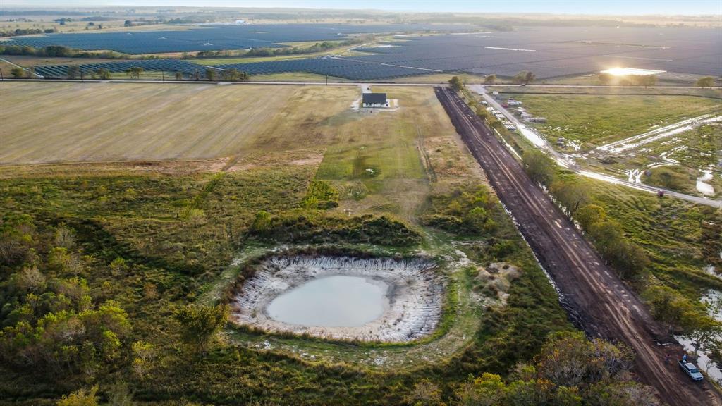 17237 2 Hughes Road, Guy, Texas 77444, 6 Bedrooms Bedrooms, 9 Rooms Rooms,3 BathroomsBathrooms,Country Homes/acreage,For Sale,Hughes,73053003