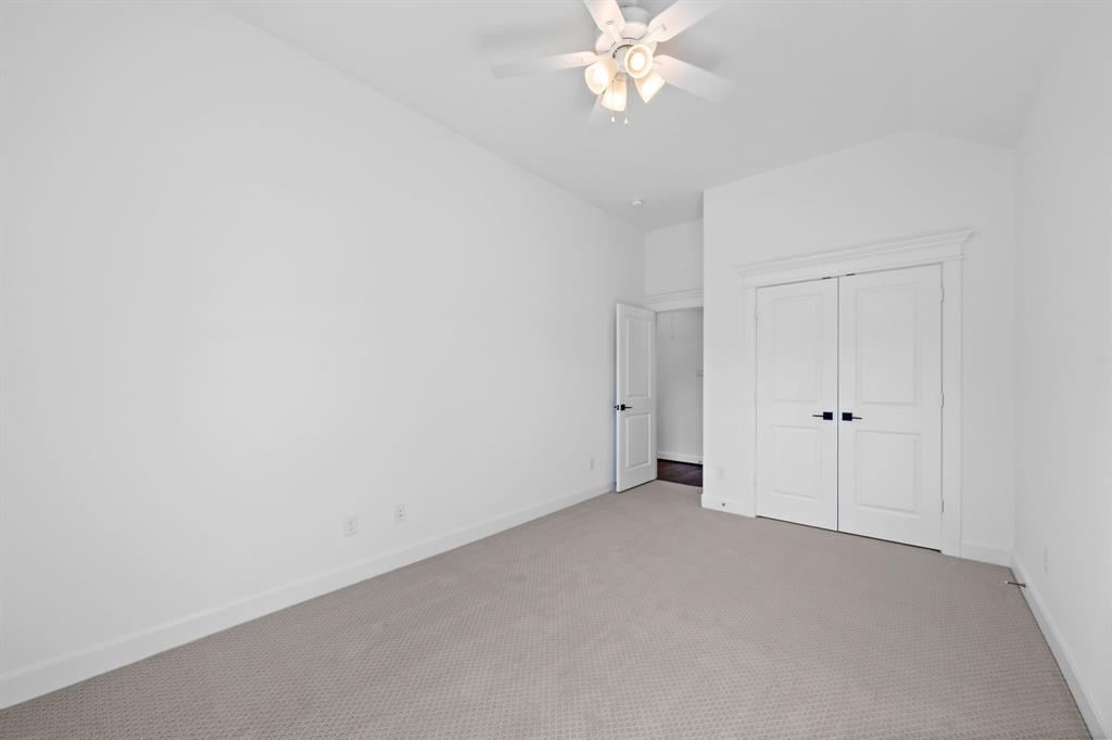 324 2 28th Street, Houston, Texas 77008, 3 Bedrooms Bedrooms, 8 Rooms Rooms,2 BathroomsBathrooms,Single-family,For Sale,28th,82185323