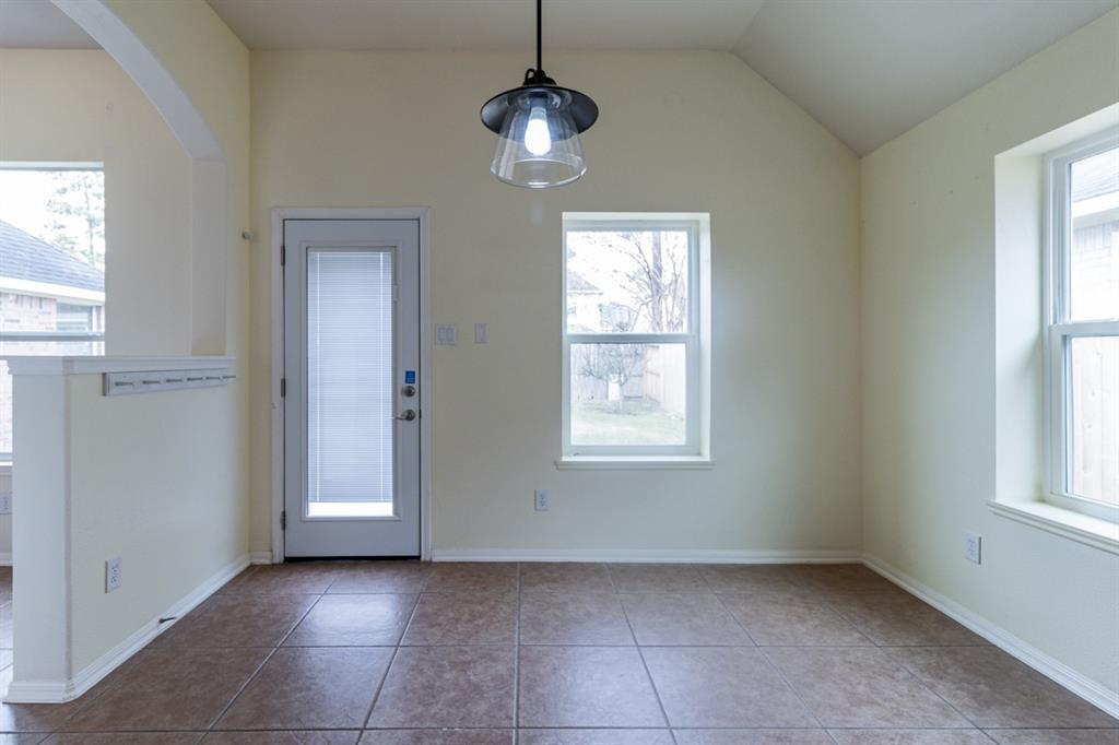 16018 2 Snowny Hills Drive, Cypress, Texas 77429, 4 Bedrooms Bedrooms, 4 Rooms Rooms,4 BathroomsBathrooms,Single-family,For Sale,Snowny Hills,77160361