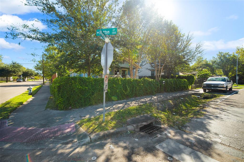 712 1 Northwood Street, Houston, Texas 77009, 2 Bedrooms Bedrooms, 2 Rooms Rooms,1 BathroomBathrooms,Single-family,For Sale,Northwood,3548765