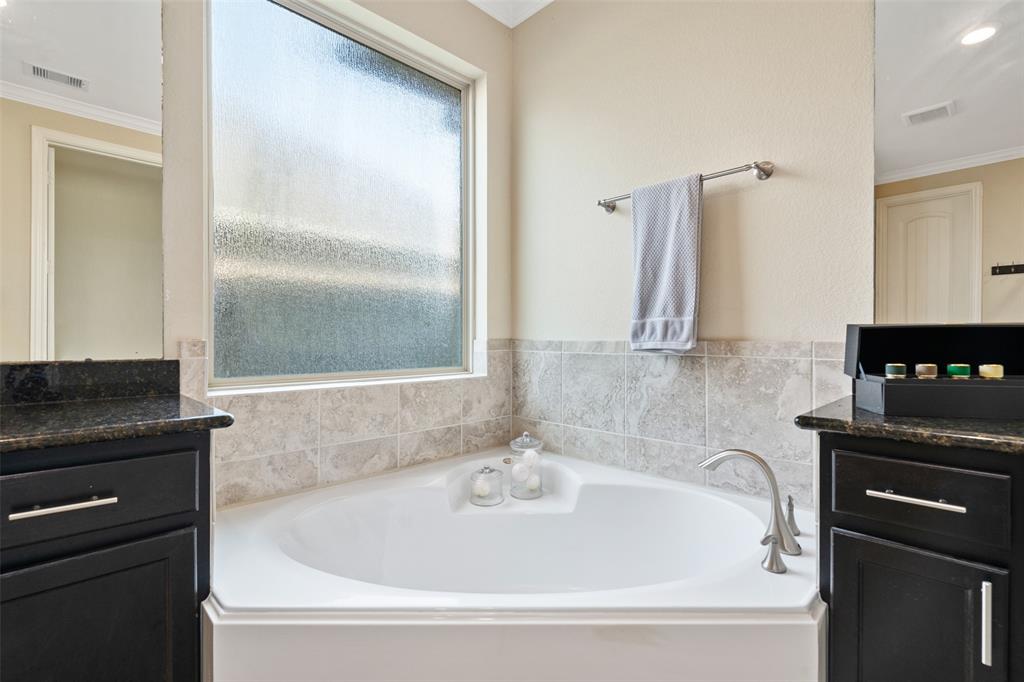 7043 2 Pearl Terrace Lane, Richmond, Texas 77469, 4 Bedrooms Bedrooms, 8 Rooms Rooms,3 BathroomsBathrooms,Single-family,For Sale,Pearl Terrace,80476927