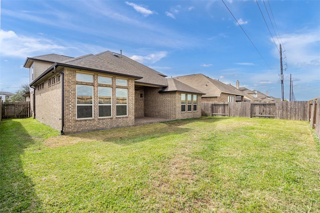 7043 2 Pearl Terrace Lane, Richmond, Texas 77469, 4 Bedrooms Bedrooms, 8 Rooms Rooms,3 BathroomsBathrooms,Single-family,For Sale,Pearl Terrace,80476927