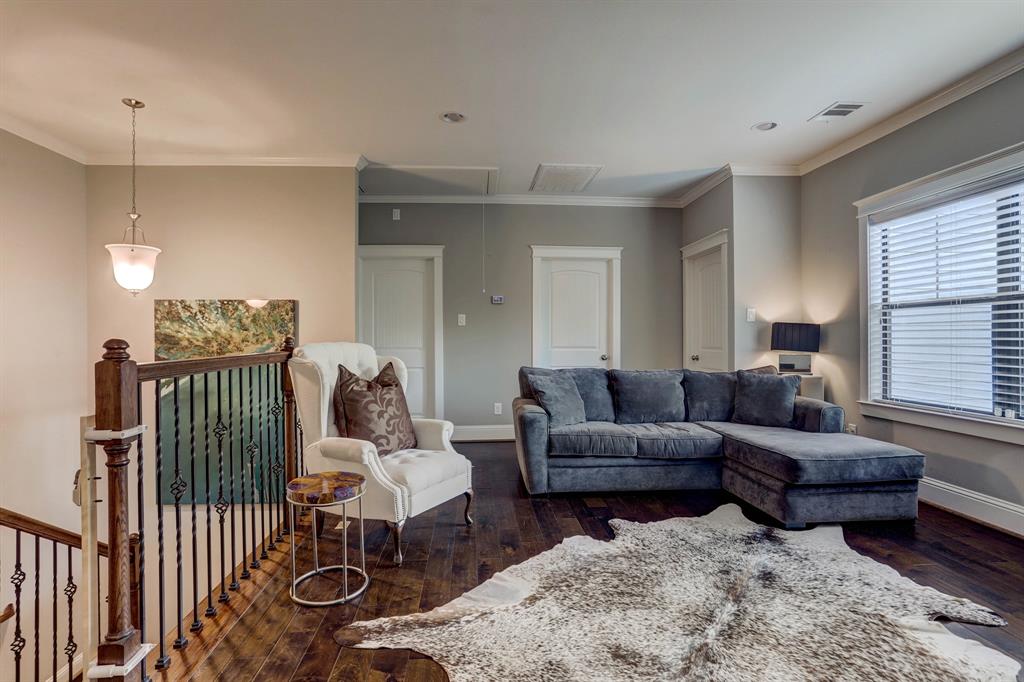 1414 2 Aldrich Street, Houston, Texas 77055, 4 Bedrooms Bedrooms, 12 Rooms Rooms,3 BathroomsBathrooms,Single-family,For Sale,Aldrich,55581759
