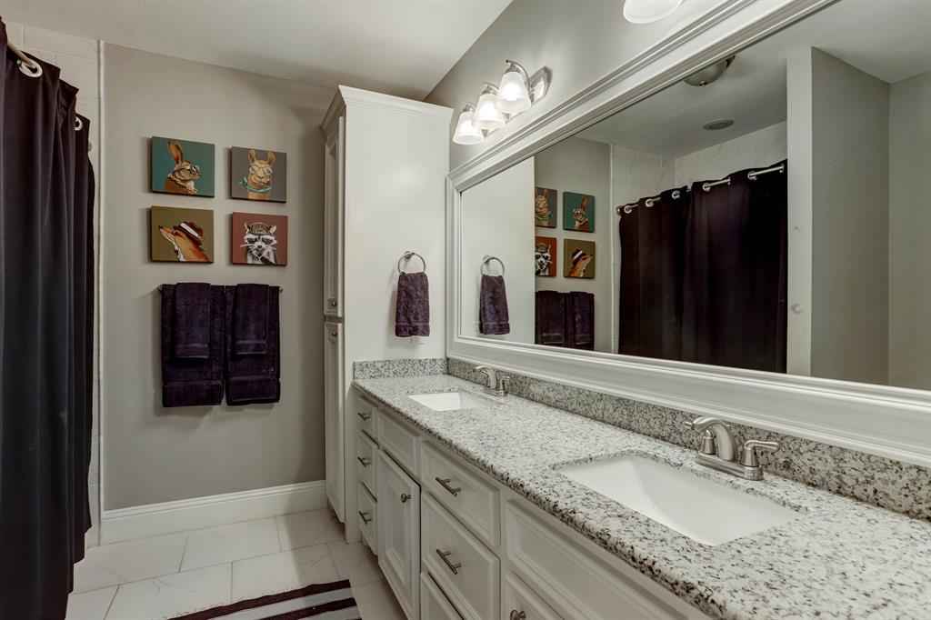 1414 2 Aldrich Street, Houston, Texas 77055, 4 Bedrooms Bedrooms, 12 Rooms Rooms,3 BathroomsBathrooms,Single-family,For Sale,Aldrich,55581759