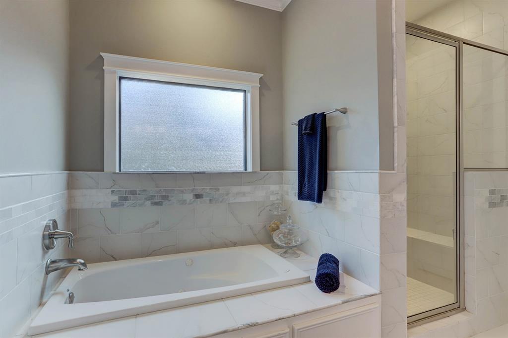 1414 2 Aldrich Street, Houston, Texas 77055, 4 Bedrooms Bedrooms, 12 Rooms Rooms,3 BathroomsBathrooms,Single-family,For Sale,Aldrich,55581759