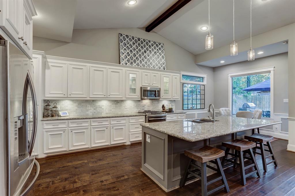 1414 2 Aldrich Street, Houston, Texas 77055, 4 Bedrooms Bedrooms, 12 Rooms Rooms,3 BathroomsBathrooms,Single-family,For Sale,Aldrich,55581759