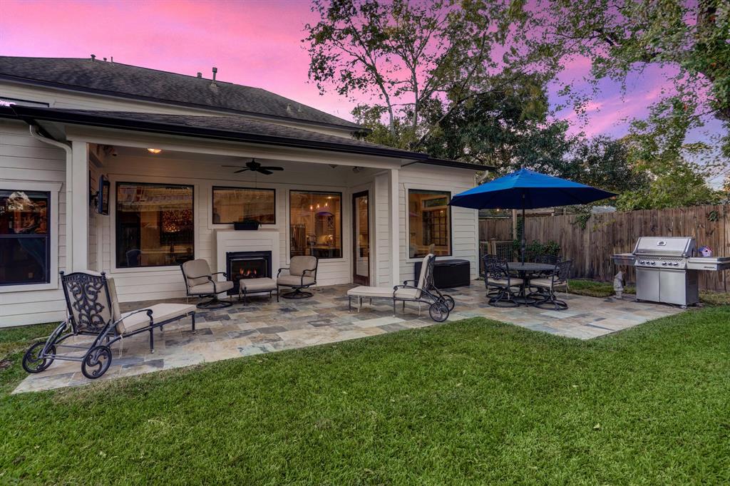 1414 2 Aldrich Street, Houston, Texas 77055, 4 Bedrooms Bedrooms, 12 Rooms Rooms,3 BathroomsBathrooms,Single-family,For Sale,Aldrich,55581759
