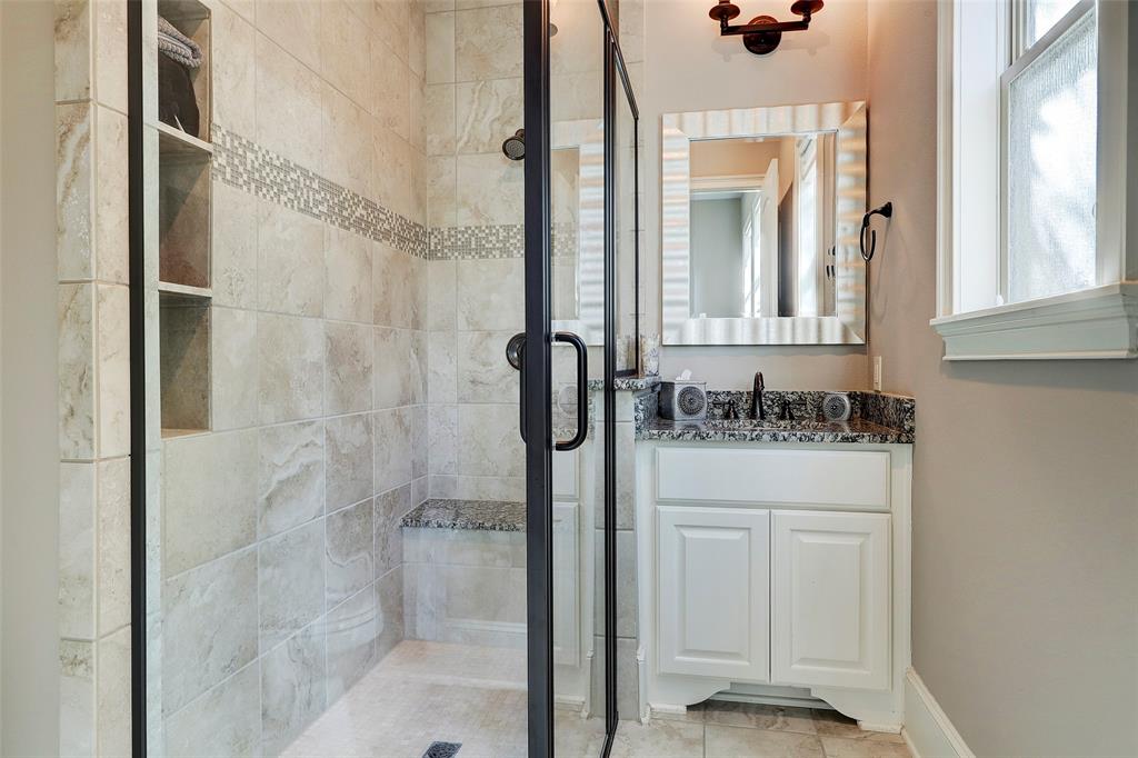 1303 2 Westview Garden Court, Houston, Texas 77055, 5 Bedrooms Bedrooms, 14 Rooms Rooms,5 BathroomsBathrooms,Single-family,For Sale,Westview Garden,52650414