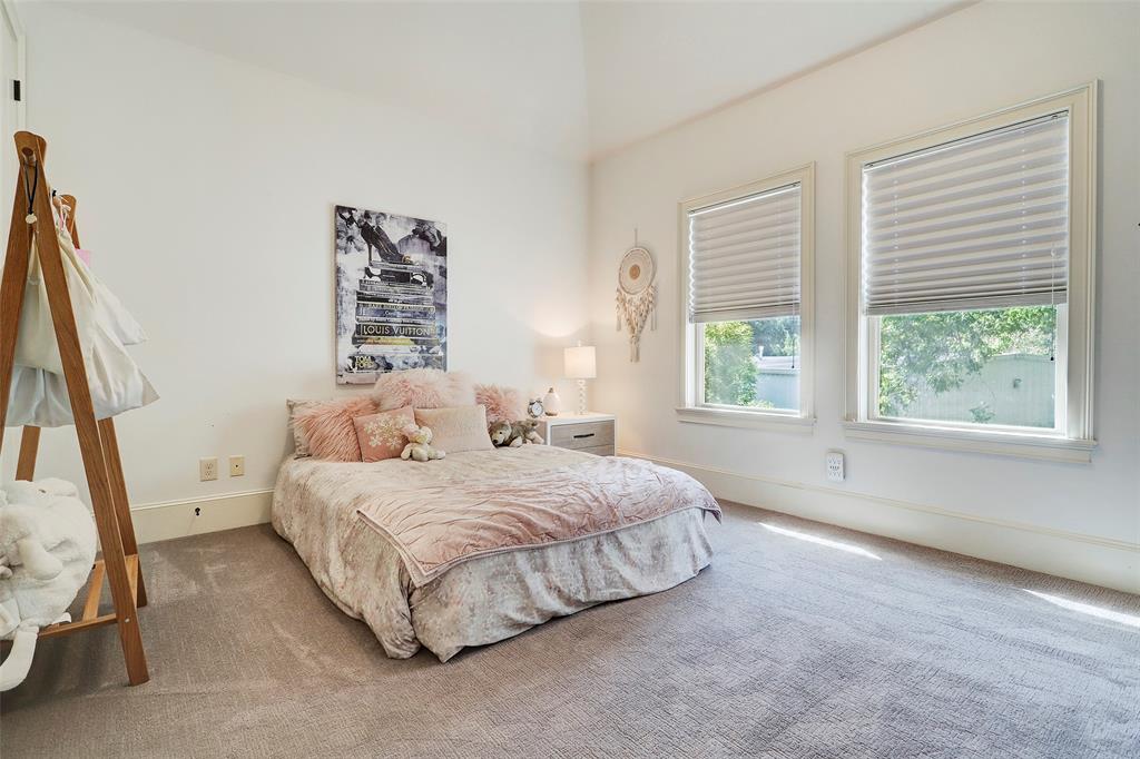 1303 2 Westview Garden Court, Houston, Texas 77055, 5 Bedrooms Bedrooms, 14 Rooms Rooms,5 BathroomsBathrooms,Single-family,For Sale,Westview Garden,52650414