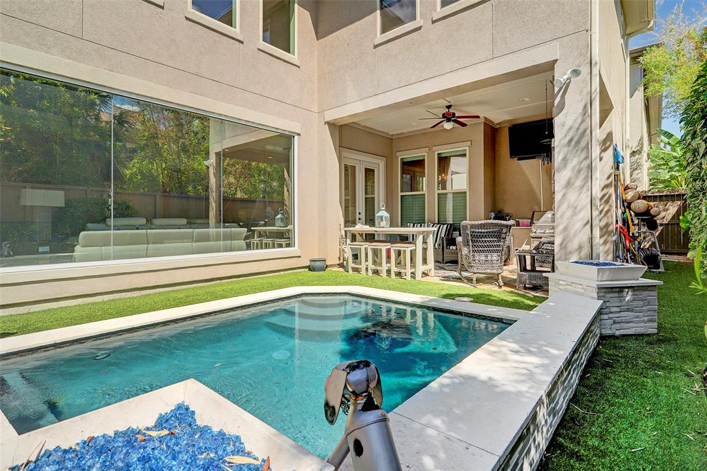 1303 2 Westview Garden Court, Houston, Texas 77055, 5 Bedrooms Bedrooms, 14 Rooms Rooms,5 BathroomsBathrooms,Single-family,For Sale,Westview Garden,52650414