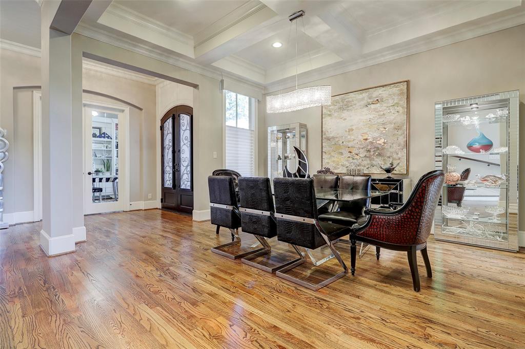 1303 2 Westview Garden Court, Houston, Texas 77055, 5 Bedrooms Bedrooms, 14 Rooms Rooms,5 BathroomsBathrooms,Single-family,For Sale,Westview Garden,52650414