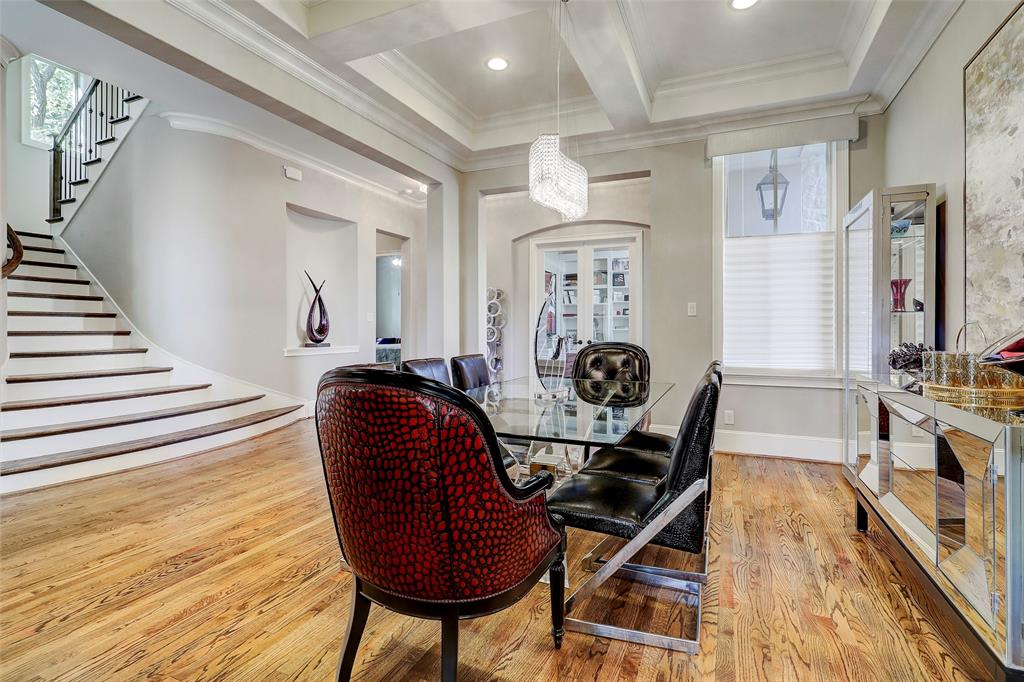1303 2 Westview Garden Court, Houston, Texas 77055, 5 Bedrooms Bedrooms, 14 Rooms Rooms,5 BathroomsBathrooms,Single-family,For Sale,Westview Garden,52650414