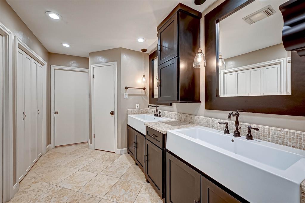 3115 2 Groveshire Court, Sugar Land, Texas 77478, 4 Bedrooms Bedrooms, 8 Rooms Rooms,2 BathroomsBathrooms,Single-family,For Sale,Groveshire,84674706