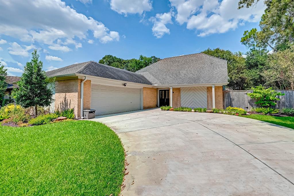 3115 2 Groveshire Court, Sugar Land, Texas 77478, 4 Bedrooms Bedrooms, 8 Rooms Rooms,2 BathroomsBathrooms,Single-family,For Sale,Groveshire,84674706
