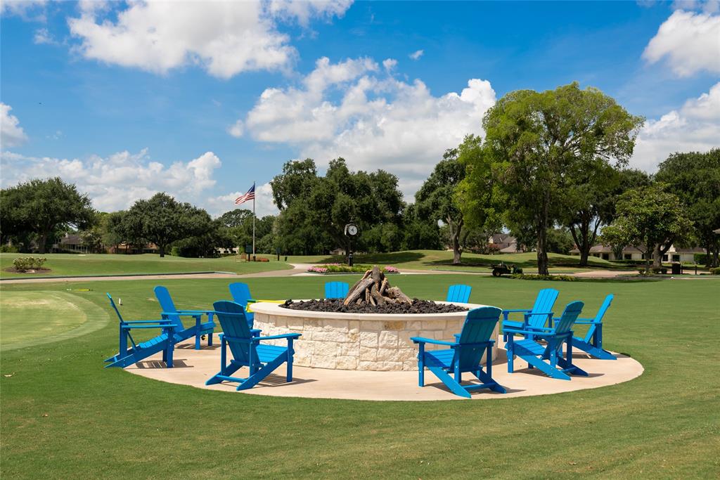 3115 2 Groveshire Court, Sugar Land, Texas 77478, 4 Bedrooms Bedrooms, 8 Rooms Rooms,2 BathroomsBathrooms,Single-family,For Sale,Groveshire,84674706