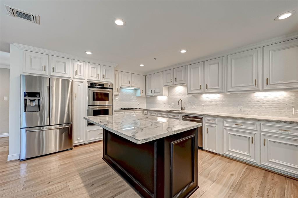 3115 2 Groveshire Court, Sugar Land, Texas 77478, 4 Bedrooms Bedrooms, 8 Rooms Rooms,2 BathroomsBathrooms,Single-family,For Sale,Groveshire,84674706