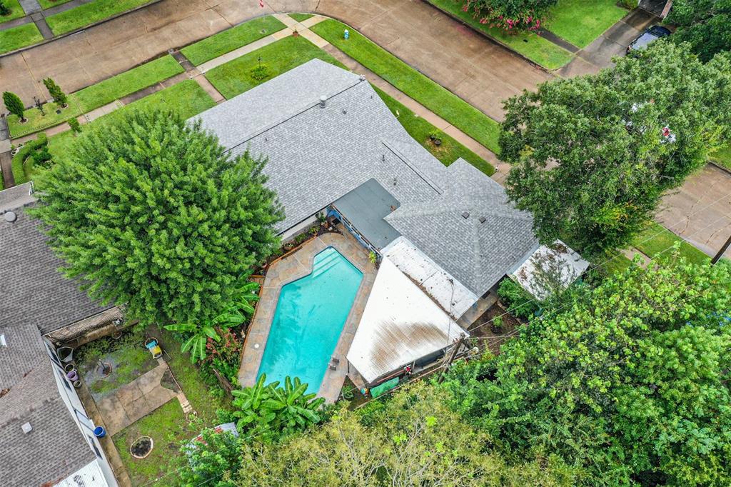 9203 1 Blankenship Drive, Houston, Texas 77080, 4 Bedrooms Bedrooms, 8 Rooms Rooms,2 BathroomsBathrooms,Single-family,For Sale,Blankenship,65112454