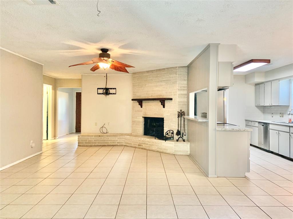 9203 1 Blankenship Drive, Houston, Texas 77080, 4 Bedrooms Bedrooms, 8 Rooms Rooms,2 BathroomsBathrooms,Single-family,For Sale,Blankenship,65112454