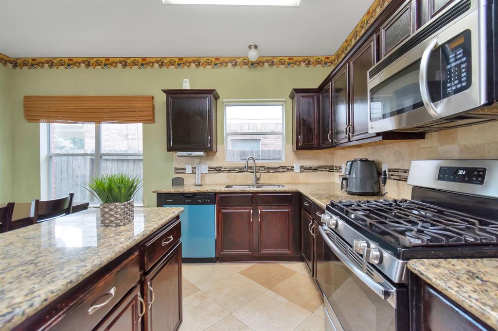 25319 2 Sierra Woods Lane, Katy, Texas 77494, 3 Bedrooms Bedrooms, 7 Rooms Rooms,2 BathroomsBathrooms,Single-family,For Sale,Sierra Woods,55371045