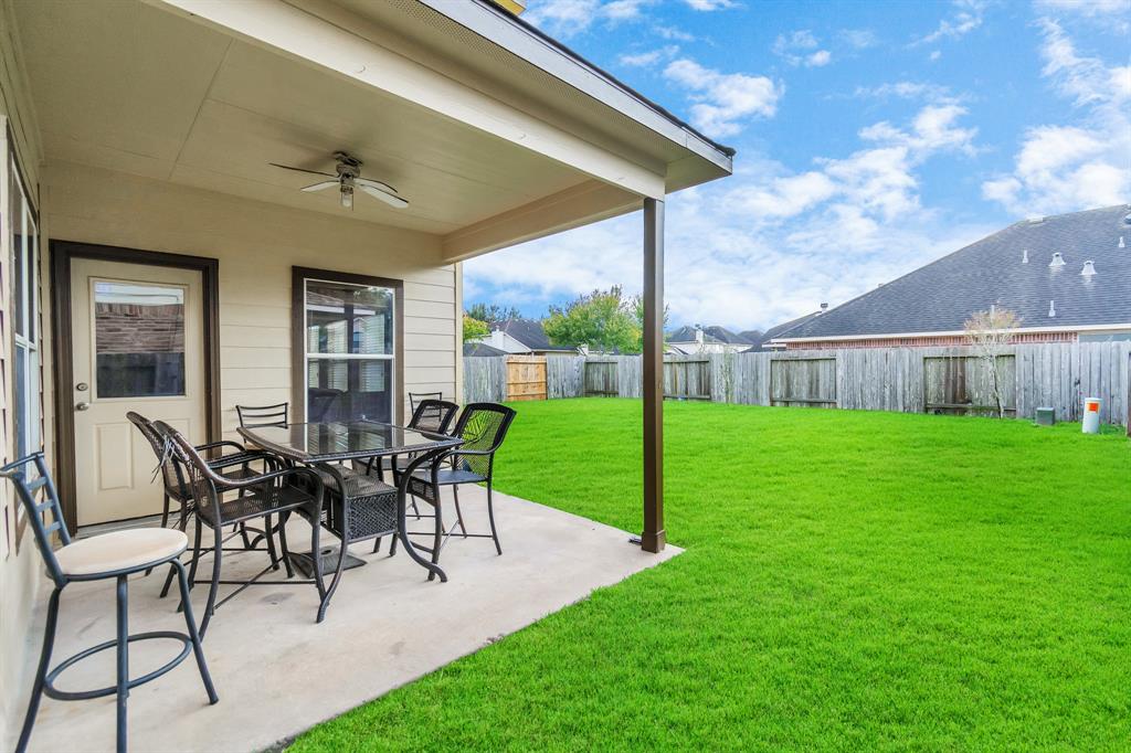 25319 2 Sierra Woods Lane, Katy, Texas 77494, 3 Bedrooms Bedrooms, 7 Rooms Rooms,2 BathroomsBathrooms,Single-family,For Sale,Sierra Woods,55371045