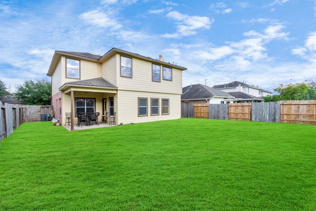 25319 2 Sierra Woods Lane, Katy, Texas 77494, 3 Bedrooms Bedrooms, 7 Rooms Rooms,2 BathroomsBathrooms,Single-family,For Sale,Sierra Woods,55371045