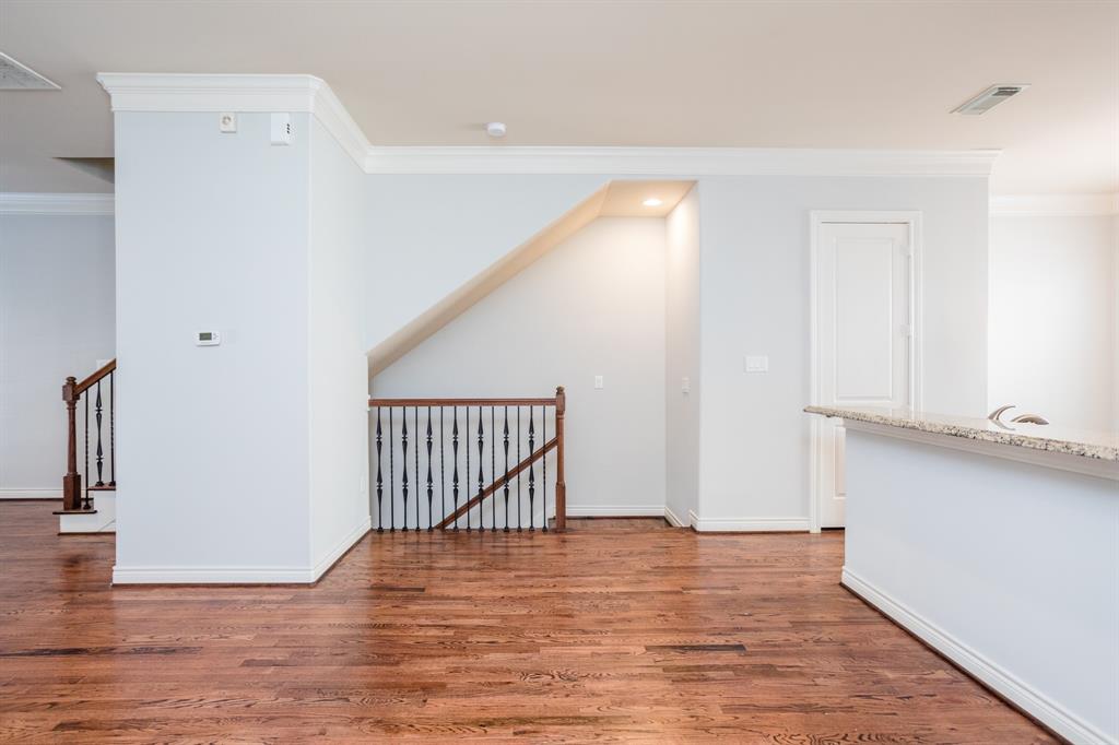 1705 4 Edwards Street, Houston, Texas 77007, 3 Bedrooms Bedrooms, 5 Rooms Rooms,3 BathroomsBathrooms,Single-family,For Sale,Edwards,55786163