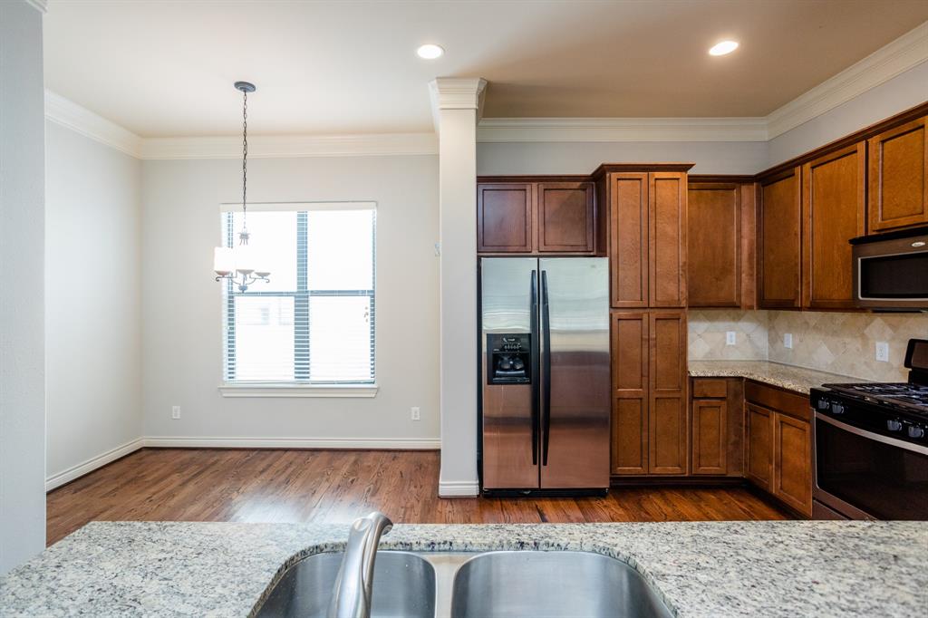 1705 4 Edwards Street, Houston, Texas 77007, 3 Bedrooms Bedrooms, 5 Rooms Rooms,3 BathroomsBathrooms,Single-family,For Sale,Edwards,55786163