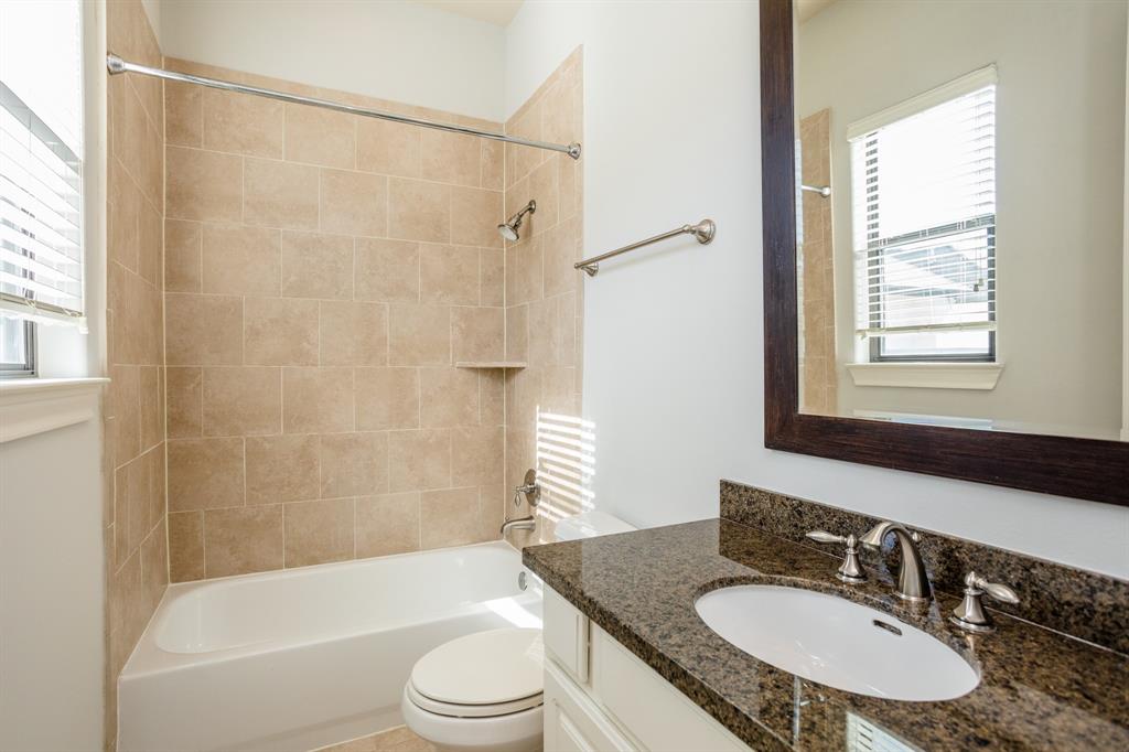 1705 4 Edwards Street, Houston, Texas 77007, 3 Bedrooms Bedrooms, 5 Rooms Rooms,3 BathroomsBathrooms,Single-family,For Sale,Edwards,55786163