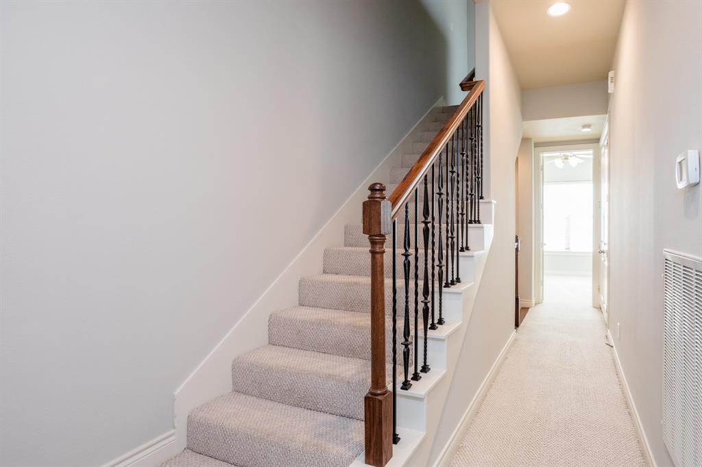 1705 4 Edwards Street, Houston, Texas 77007, 3 Bedrooms Bedrooms, 5 Rooms Rooms,3 BathroomsBathrooms,Single-family,For Sale,Edwards,55786163