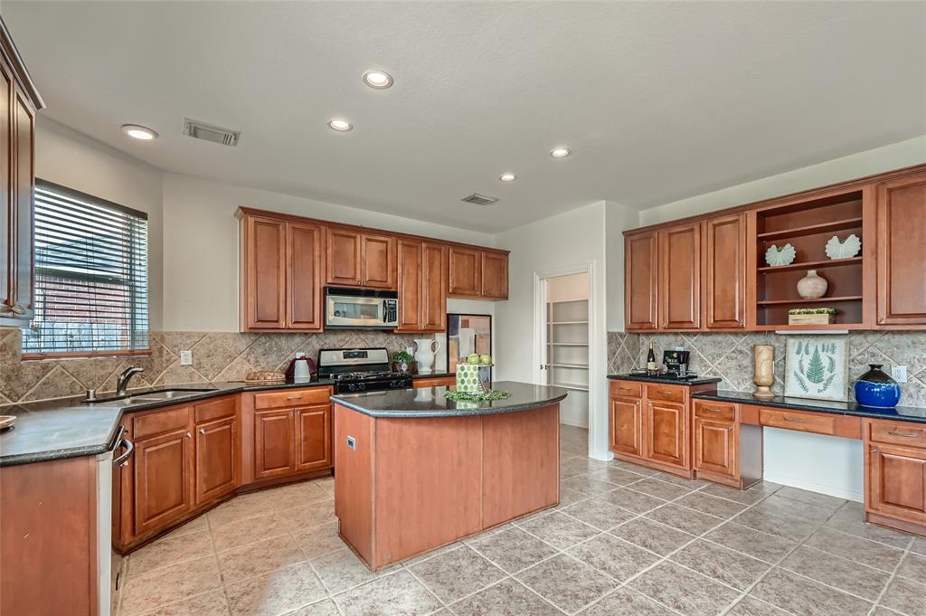 4414 2 Desert Cliff Court, Katy, Texas 77494, 4 Bedrooms Bedrooms, 12 Rooms Rooms,3 BathroomsBathrooms,Single-family,For Sale,Desert Cliff,78968390