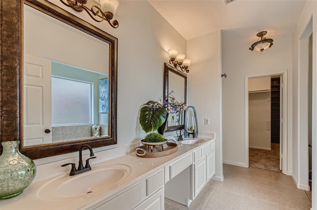 4414 2 Desert Cliff Court, Katy, Texas 77494, 4 Bedrooms Bedrooms, 12 Rooms Rooms,3 BathroomsBathrooms,Single-family,For Sale,Desert Cliff,78968390