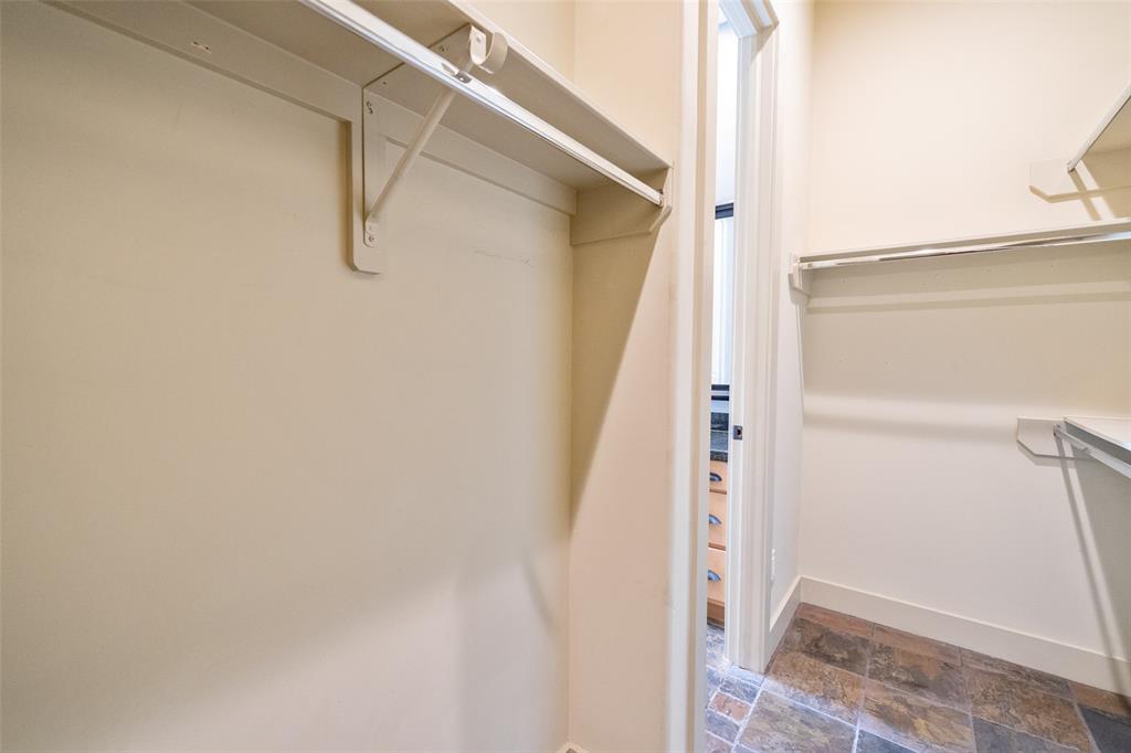 5008 2 Schuler Street, Houston, Texas 77007, 3 Bedrooms Bedrooms, 3 Rooms Rooms,2 BathroomsBathrooms,Single-family,For Sale,Schuler,52780186