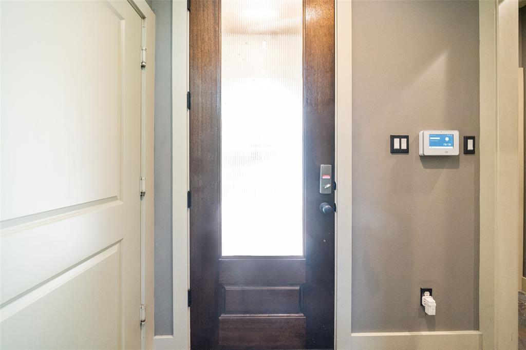 5008 2 Schuler Street, Houston, Texas 77007, 3 Bedrooms Bedrooms, 3 Rooms Rooms,2 BathroomsBathrooms,Single-family,For Sale,Schuler,52780186