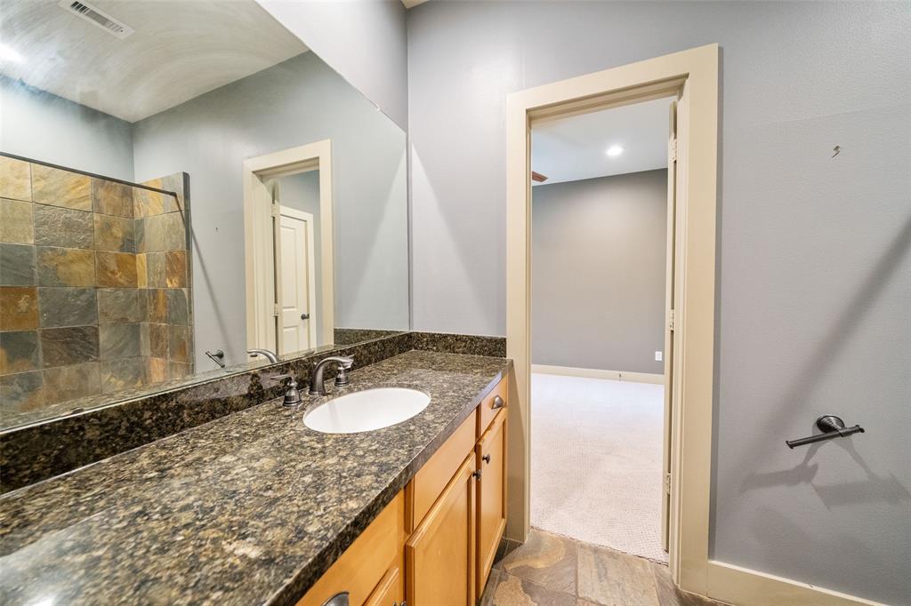 5008 2 Schuler Street, Houston, Texas 77007, 3 Bedrooms Bedrooms, 3 Rooms Rooms,2 BathroomsBathrooms,Single-family,For Sale,Schuler,52780186