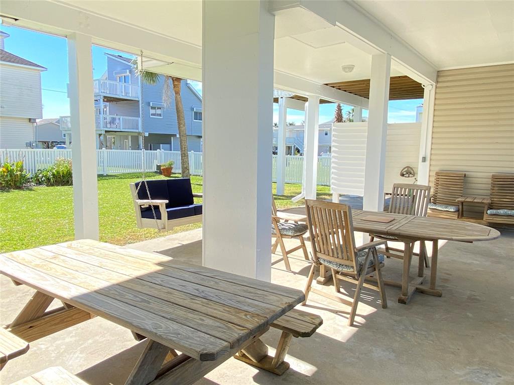 13663 2 Mutiny Lane, Galveston, Texas 77554, 3 Bedrooms Bedrooms, 6 Rooms Rooms,2 BathroomsBathrooms,Single-family,For Sale,Mutiny,62960826
