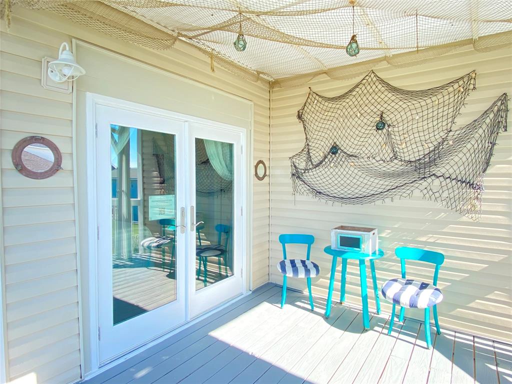 13663 2 Mutiny Lane, Galveston, Texas 77554, 3 Bedrooms Bedrooms, 6 Rooms Rooms,2 BathroomsBathrooms,Single-family,For Sale,Mutiny,62960826
