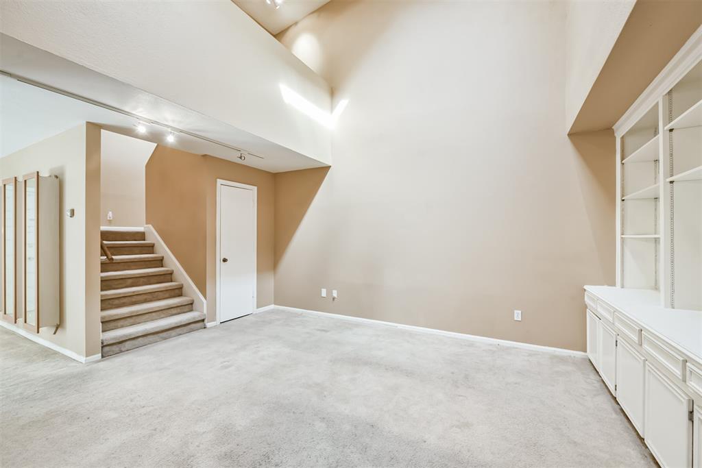 4404 2 Basswood Lane, Bellaire, Texas 77401, 3 Bedrooms Bedrooms, 7 Rooms Rooms,2 BathroomsBathrooms,Single-family,For Sale,Basswood,80721793