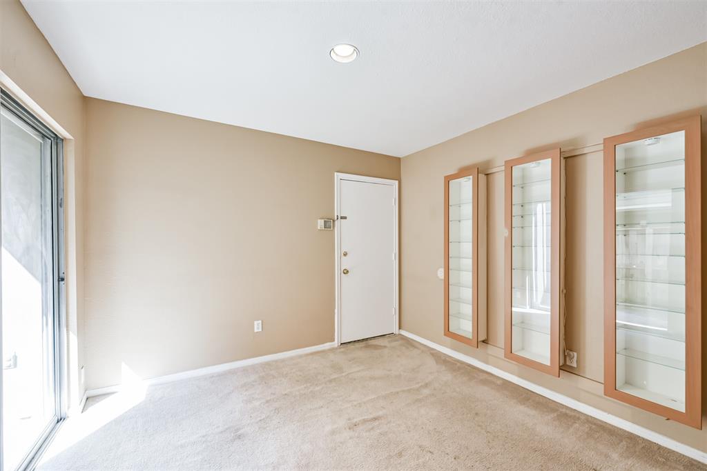 4404 2 Basswood Lane, Bellaire, Texas 77401, 3 Bedrooms Bedrooms, 7 Rooms Rooms,2 BathroomsBathrooms,Single-family,For Sale,Basswood,80721793